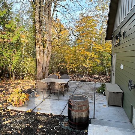 Cowichan Valley Guest Cottage レディスミス エクステリア 写真